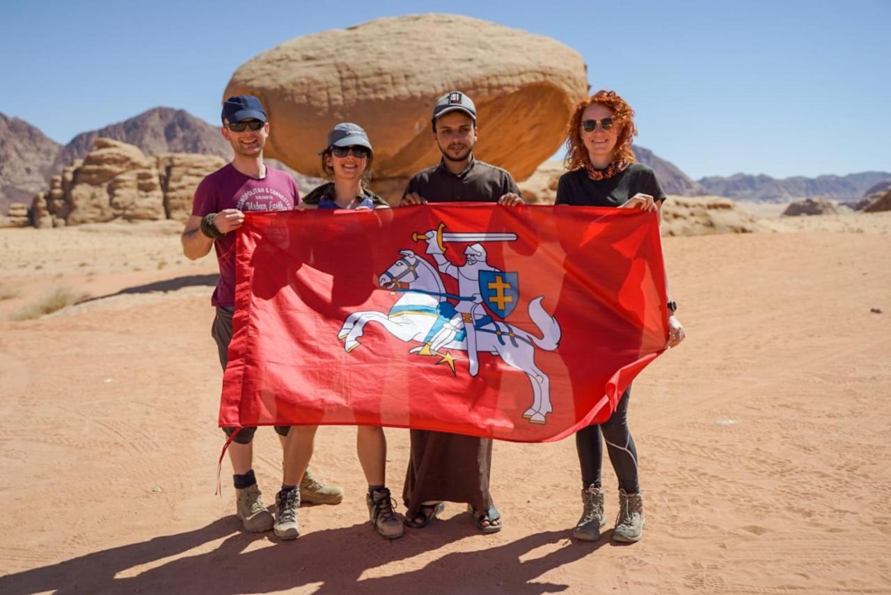 Wadi Rum Desert Secret Camp Екстер'єр фото