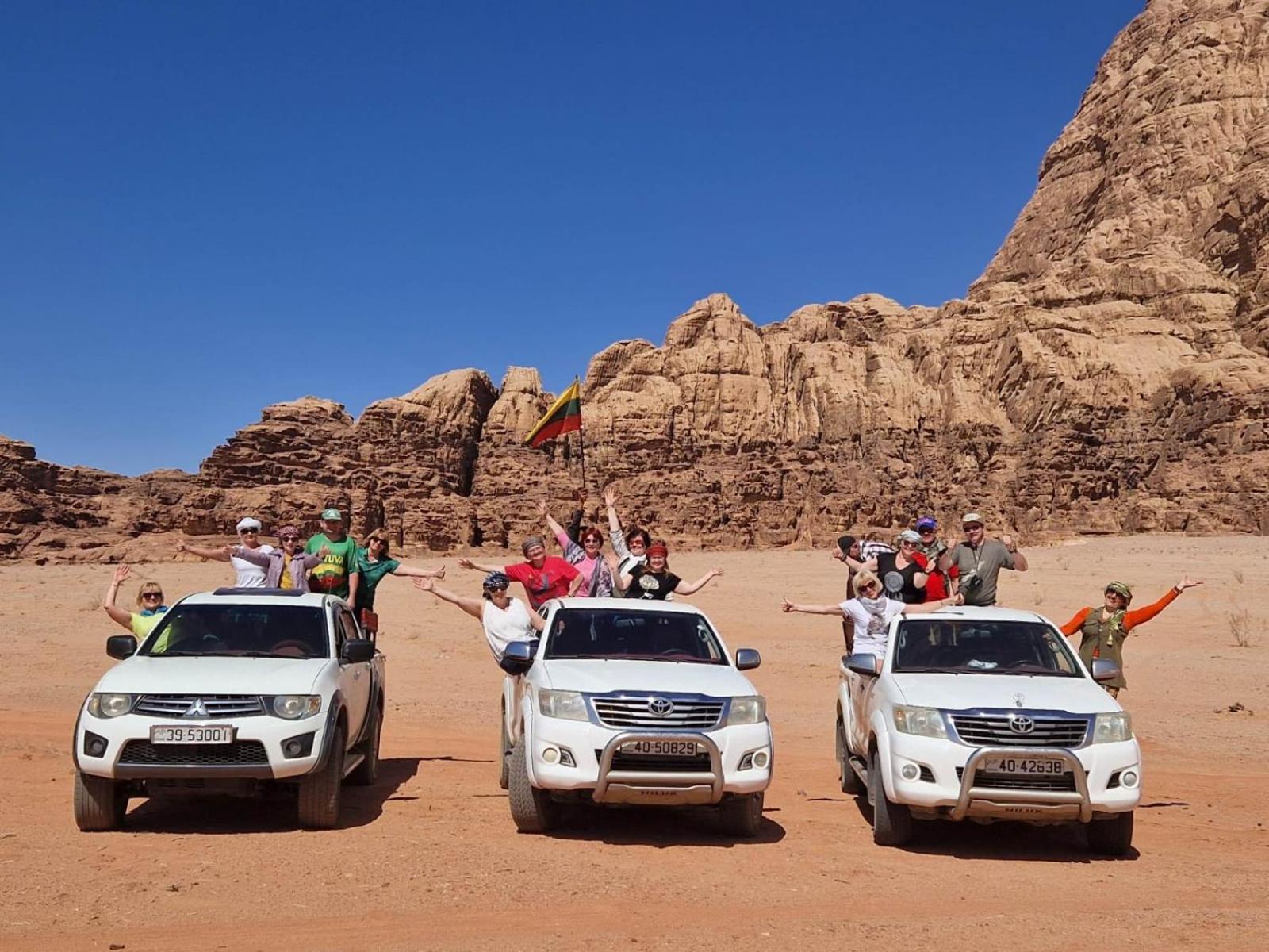 Wadi Rum Desert Secret Camp Екстер'єр фото