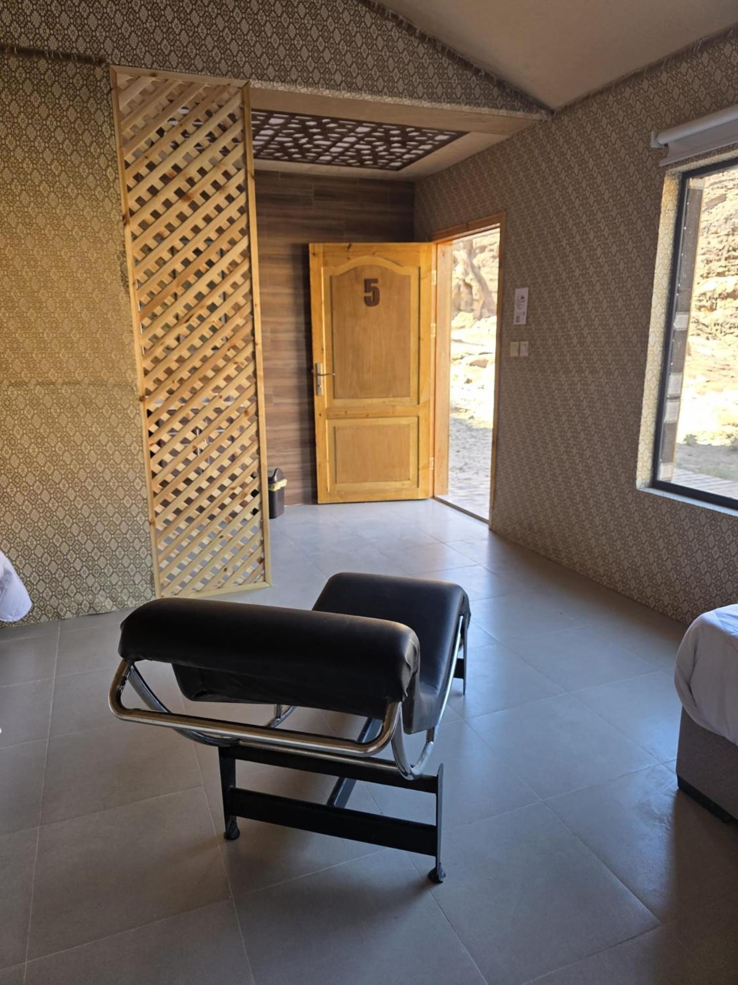 Wadi Rum Desert Secret Camp Екстер'єр фото